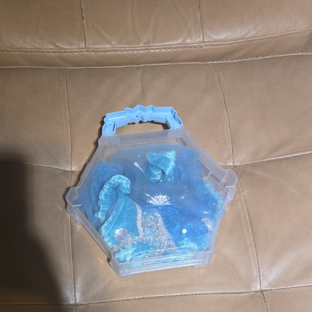 Disney Blue Doll Frozen Accessory Set